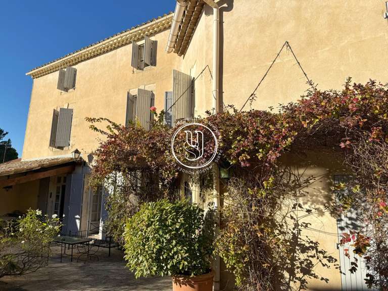 Villa Mollégès - 4 bedrooms - 231m²