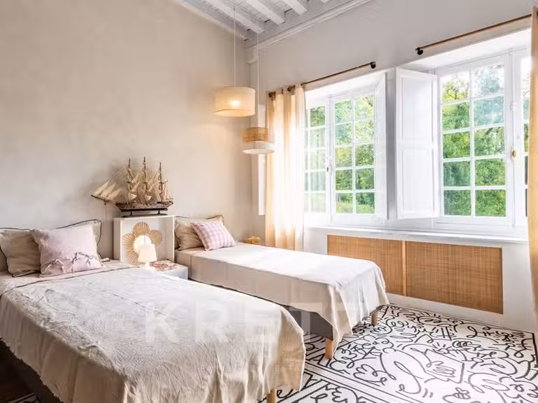 Maison Moloy - 5 chambres - 260m²