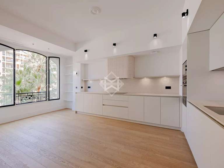 Apartment with Sea view Monaco - 3 bedrooms - 130m²