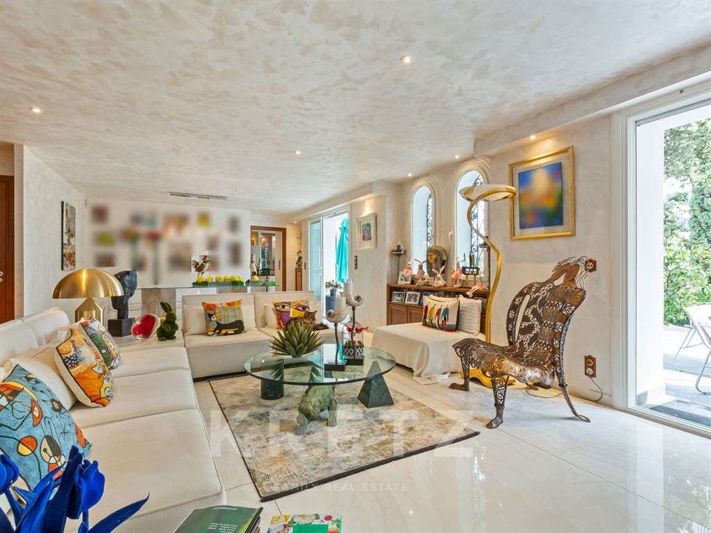 House Monaco