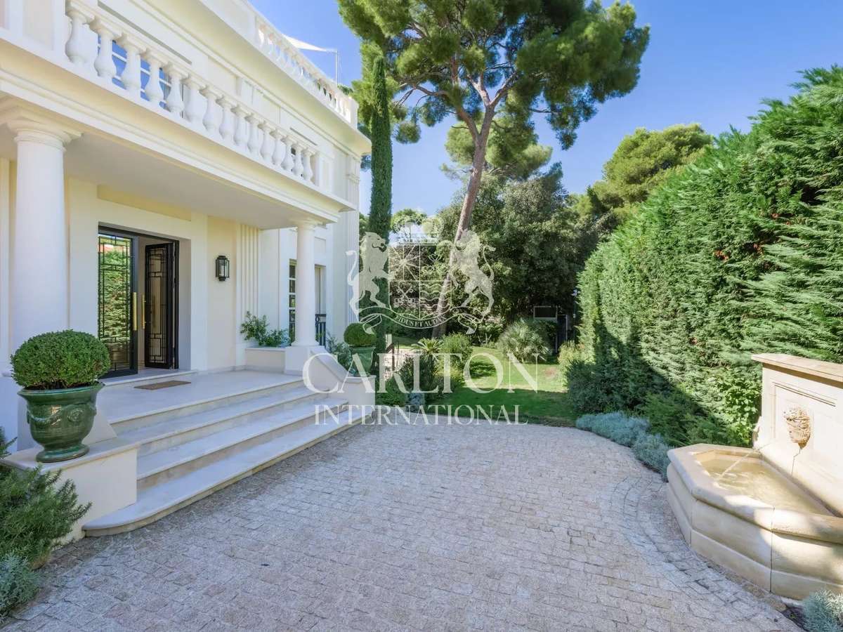Villa Monaco