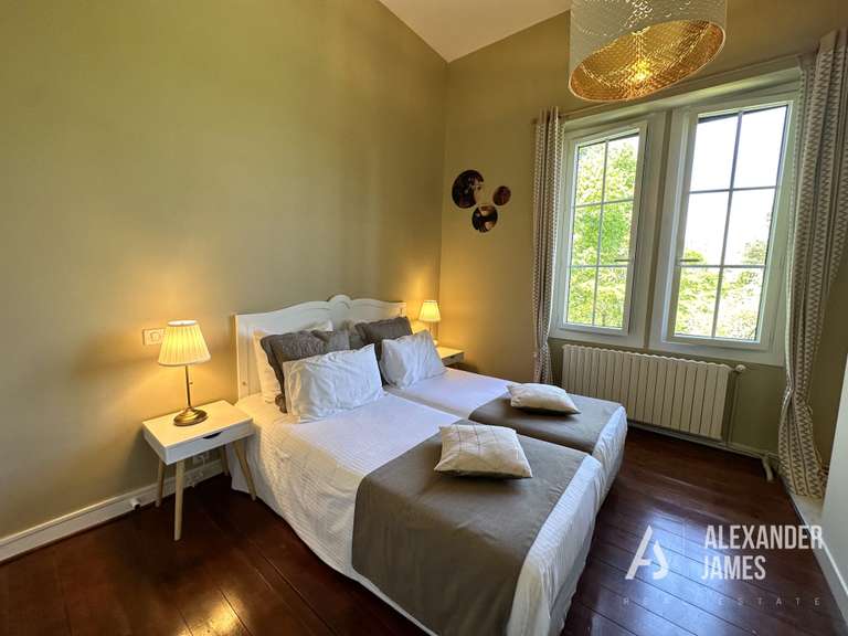 Maison Monbazillac - 5 chambres - 342m²