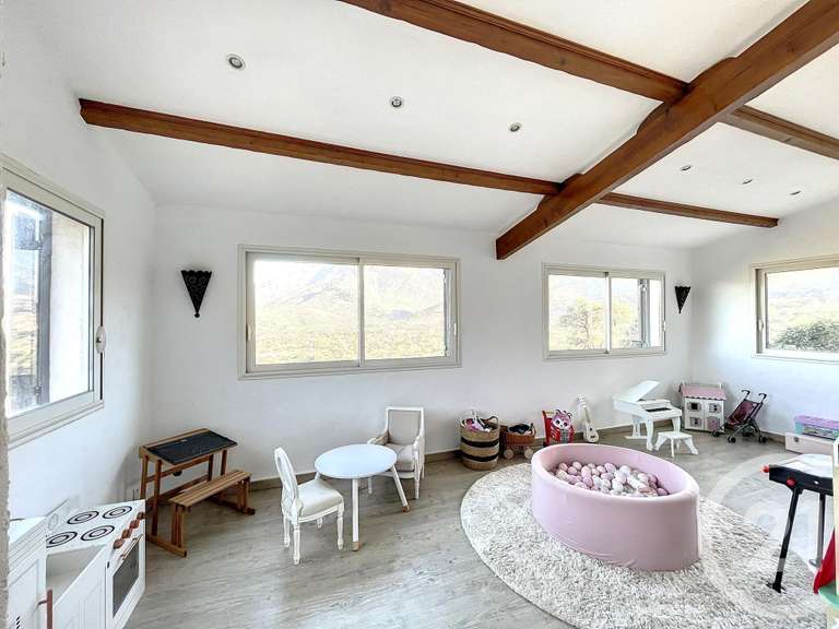Maison Moncale - 6 chambres - 230m²