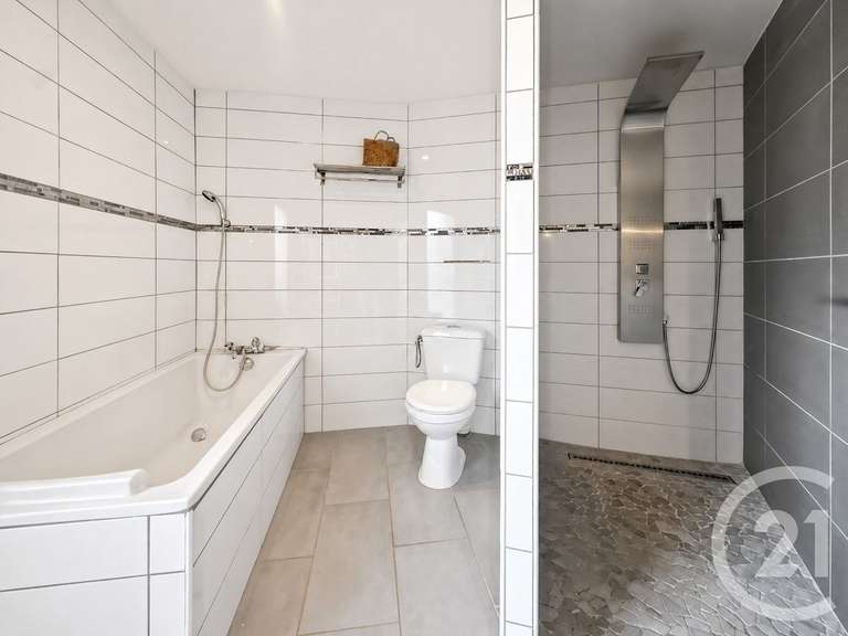 Maison Moncale - 5 chambres - 149m²
