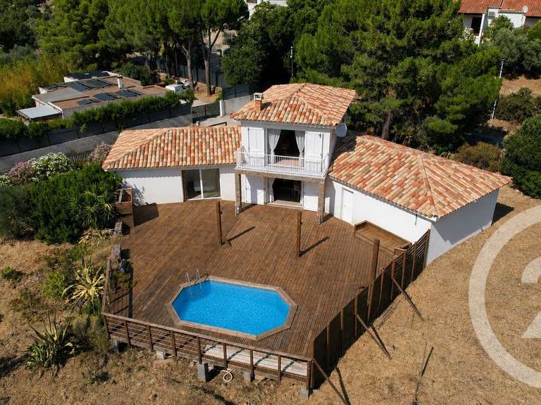 Maison Moncale - 5 chambres - 149m²