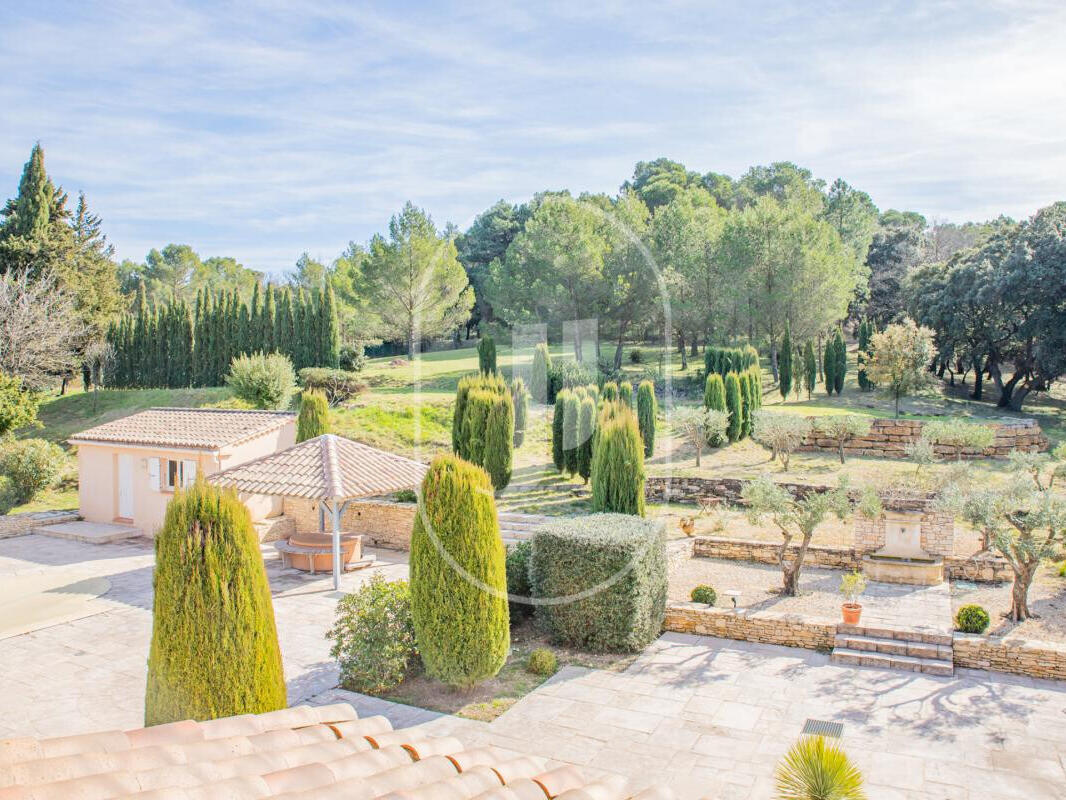 Villa Mondragon