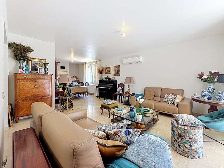 Maison Monfavet - 5 chambres - 260m²