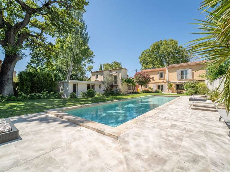 Maison Monfavet - 3 chambres - 300m²