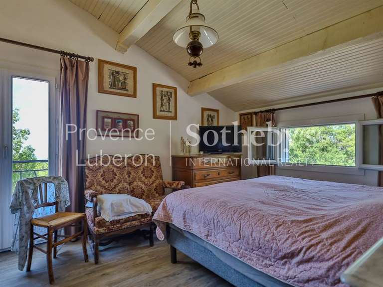 Maison Monieux - 6 chambres - 230m²