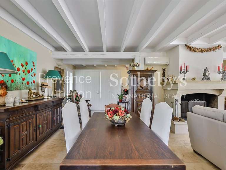 Maison Monieux - 6 chambres - 230m²