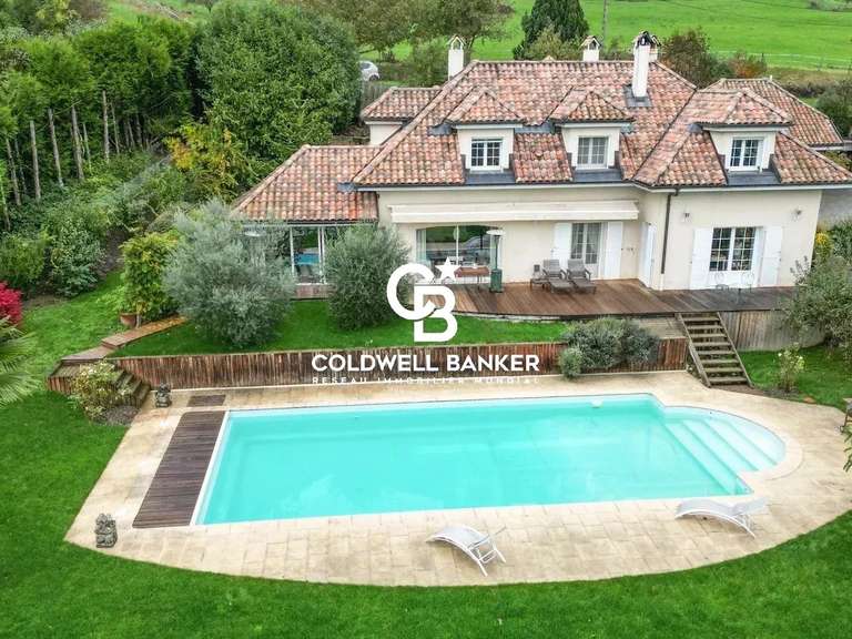 Maison Monnetier-Mornex - 3 chambres - 312m²