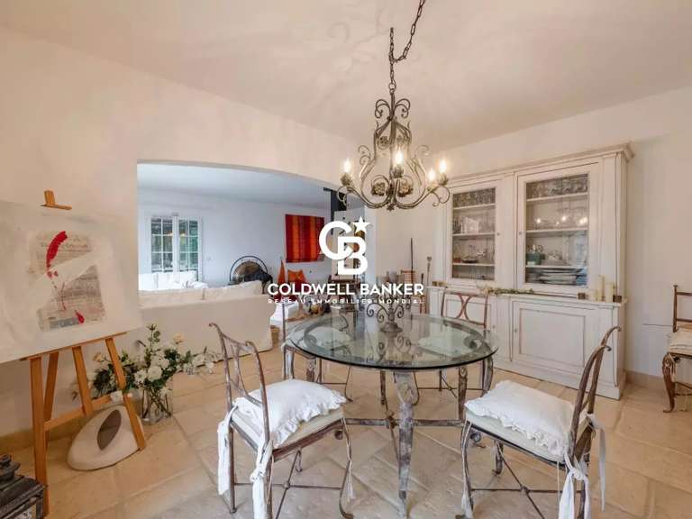 Maison Monnetier-Mornex - 3 chambres - 312m²