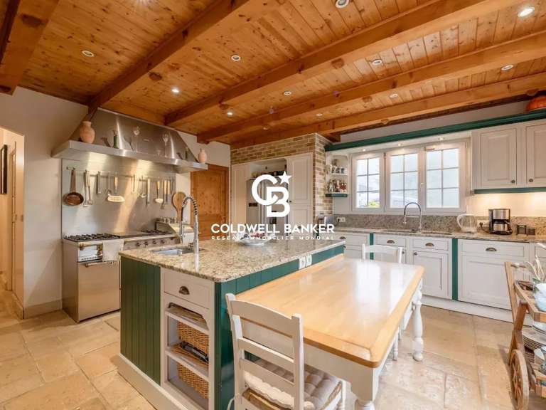 Maison Monnetier-Mornex - 3 chambres - 312m²
