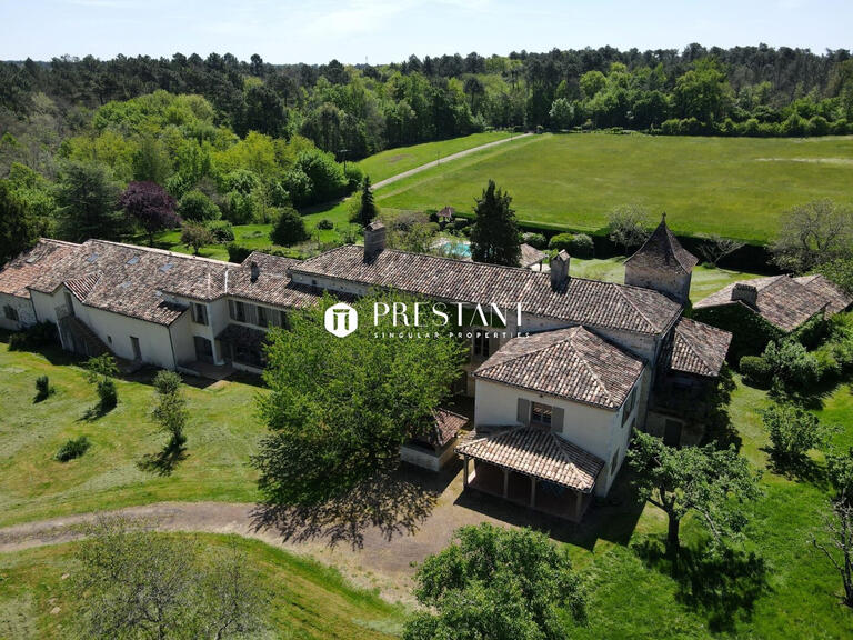 Maison Monpazier - 8 chambres - 900m²
