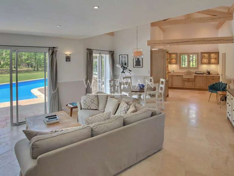 Villa Mons - 5 bedrooms - 198m²