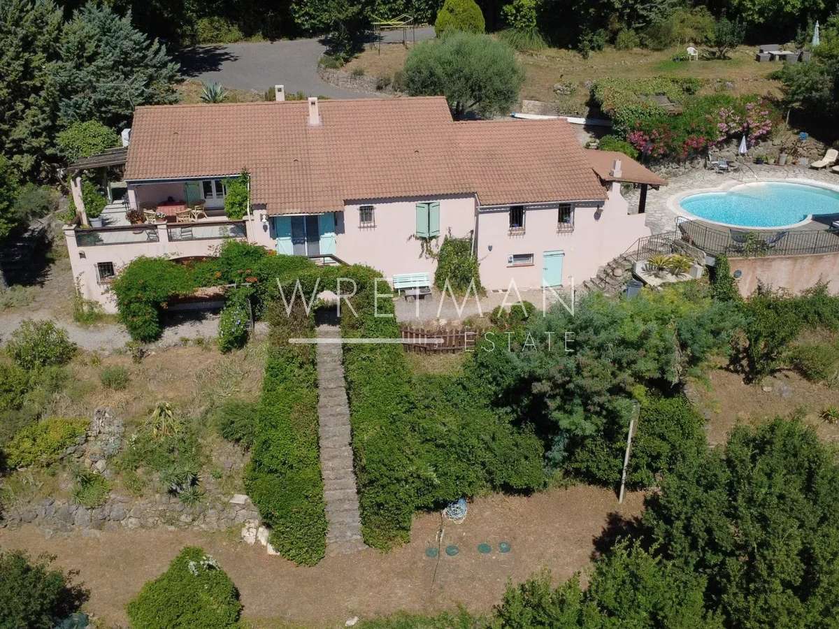 Villa Mons