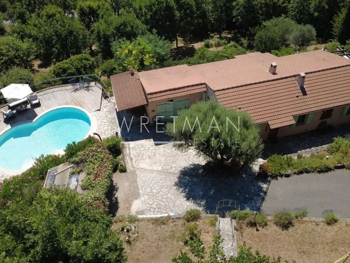 Villa Mons