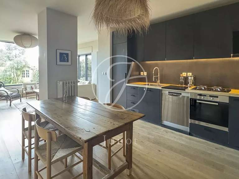 Maison Mons-en-Baroeul - 5 chambres - 134m²