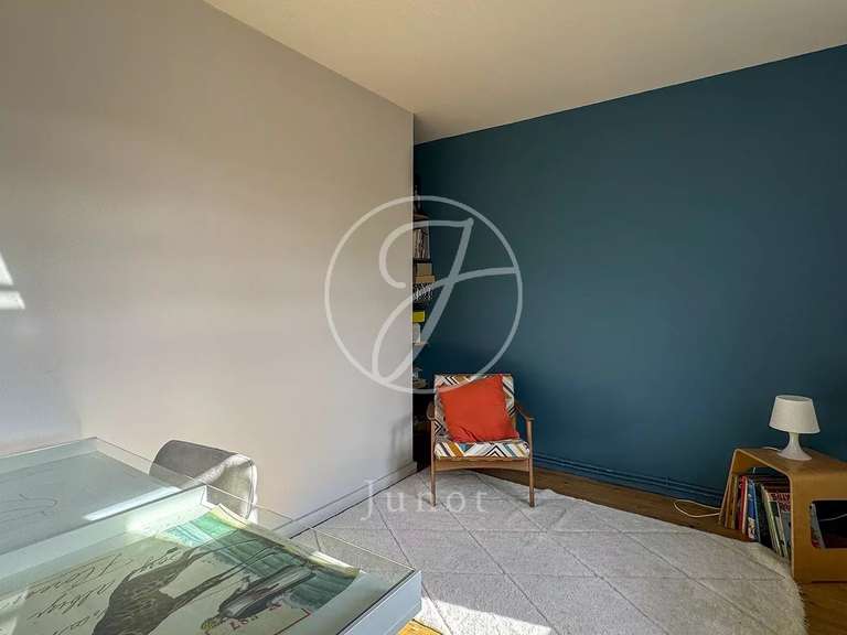 Maison Mons-en-Baroeul - 5 chambres - 134m²