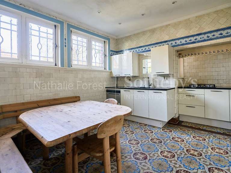 Maison Mons-en-Baroeul - 8 chambres - 285m²