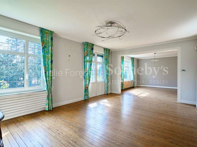 Maison Mons-en-Baroeul - 8 chambres - 285m²