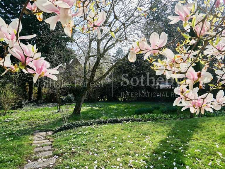 Maison Mons-en-Baroeul - 8 chambres - 285m²