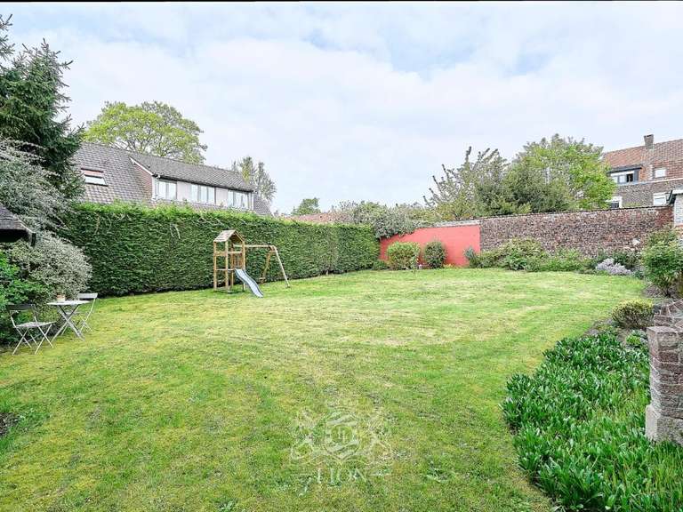 Maison Mons-en-Baroeul - 6 chambres - 293m²