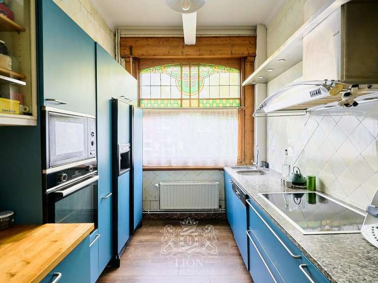 Maison Mons-en-Baroeul - 6 chambres - 293m²
