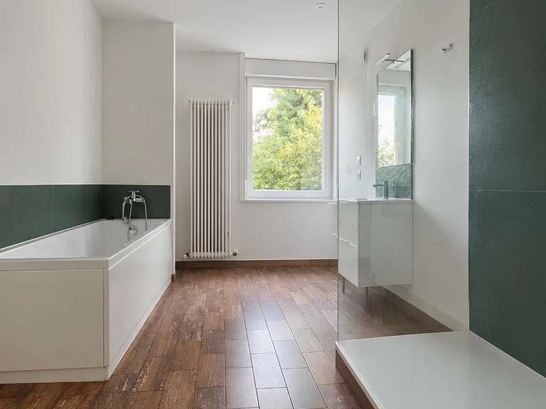 Maison Mons-en-Baroeul - 7 chambres - 310m²
