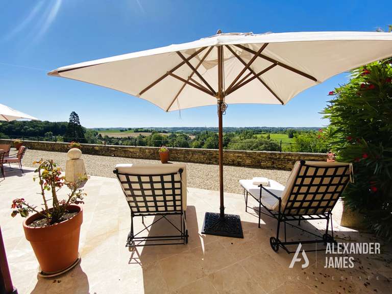 Château Monségur - 7 chambres - 550m²