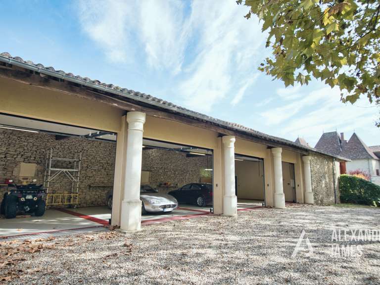 Château Monségur - 7 chambres - 550m²