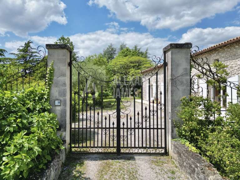 Château Monségur - 6 chambres - 334m²