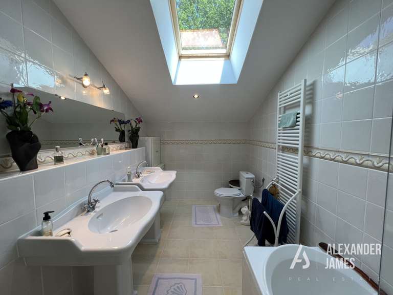 House Monségur - 4 bedrooms - 314m²