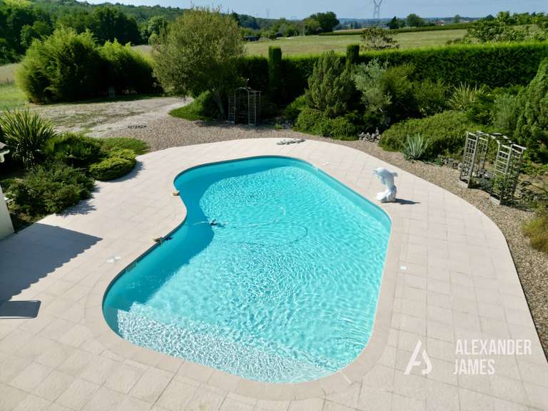 House Monségur - 4 bedrooms - 314m²