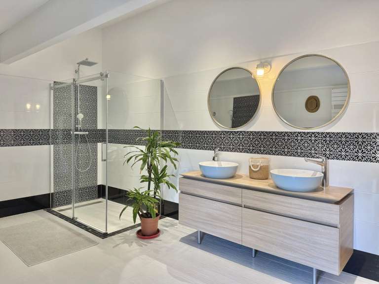 House Monségur - 4 bedrooms - 243m²