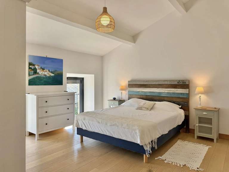House Monségur - 4 bedrooms - 243m²