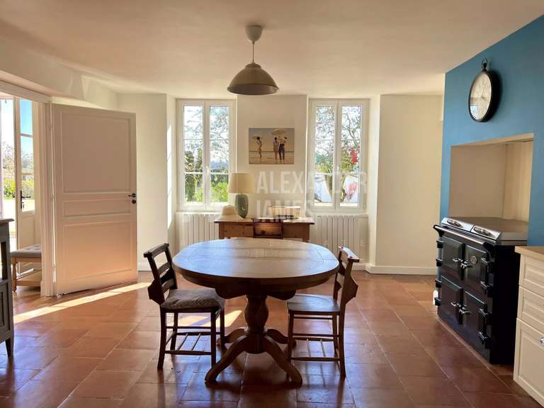Propriété Monségur - 6 chambres - 441m²
