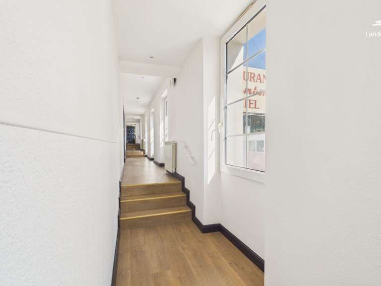 Maison Mont-de-Marsan - 9 chambres - 735m²