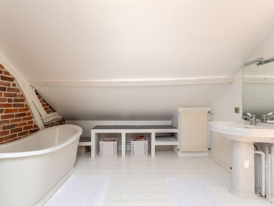 House Mont-Saint-Aignan