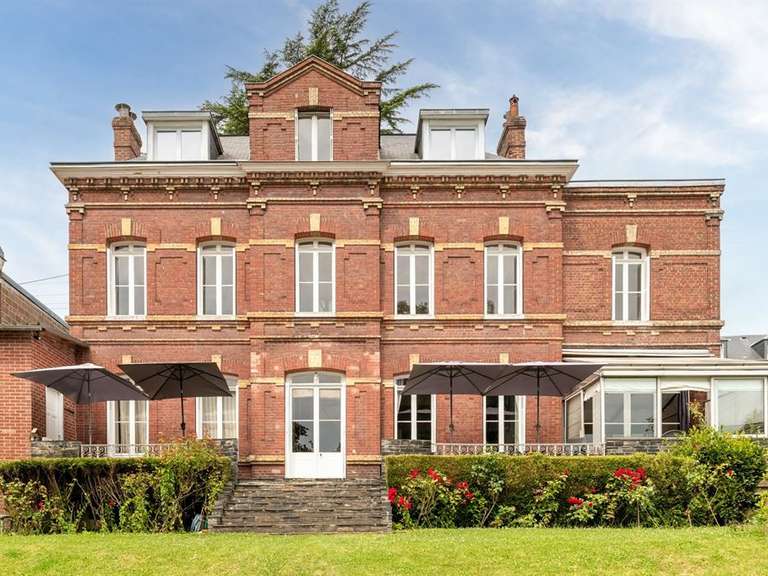 Maison Mont-Saint-Aignan - 7 chambres - 209m²