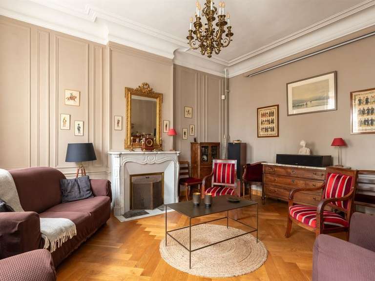 Maison Mont-Saint-Aignan - 7 chambres - 209m²
