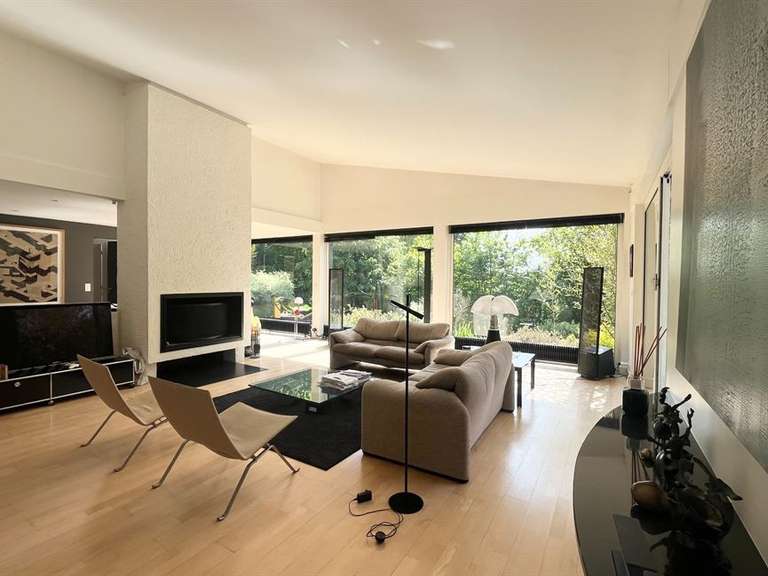House Mont-Saint-Aignan - 4 bedrooms - 220m²