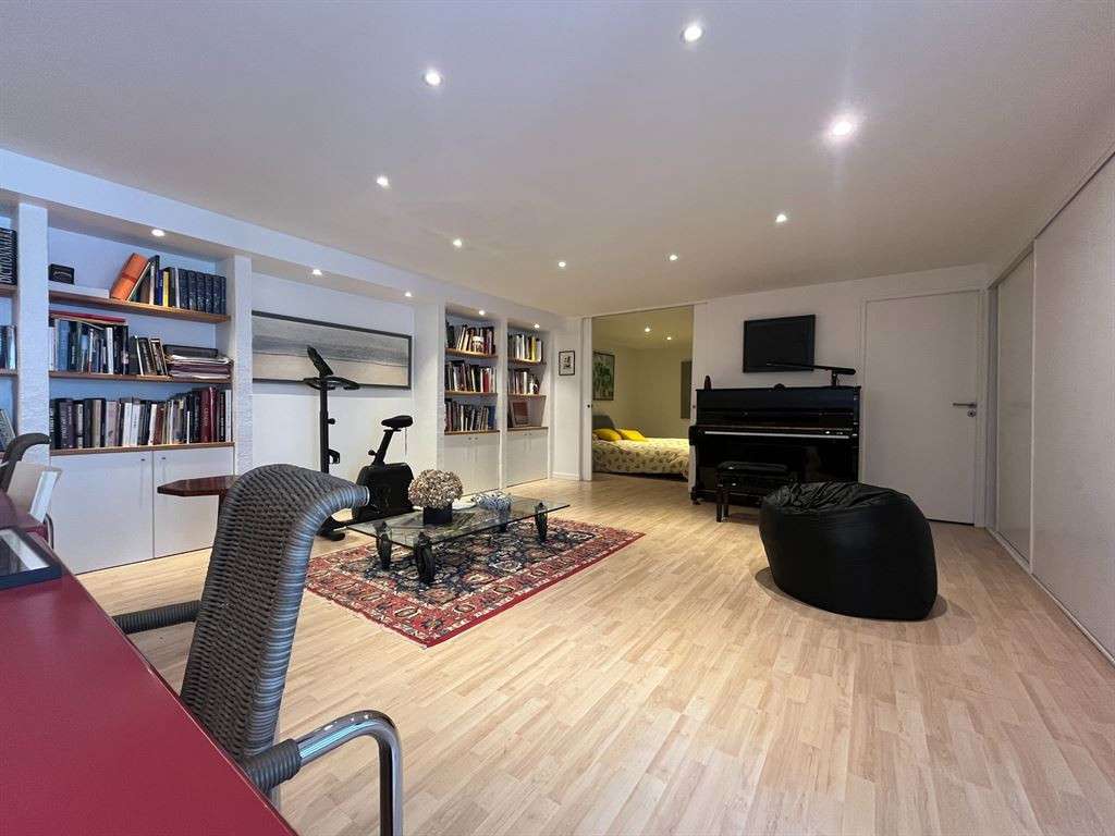 House Mont-Saint-Aignan