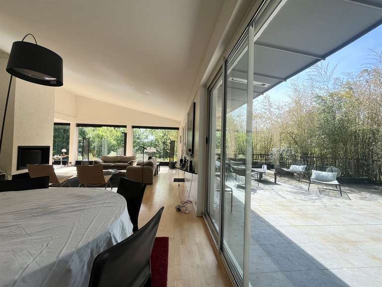 House Mont-Saint-Aignan - 4 bedrooms - 220m²