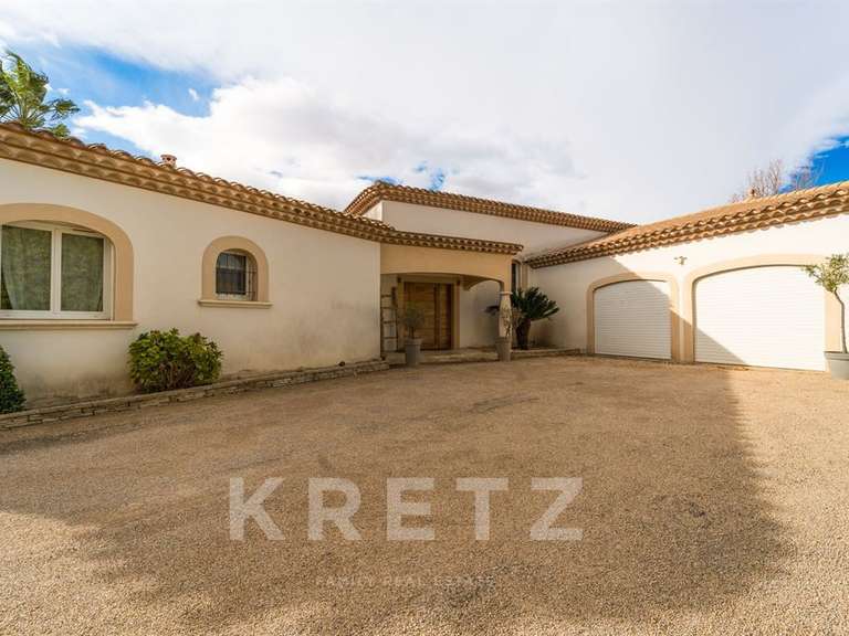 Maison Montady - 3 chambres - 241m²