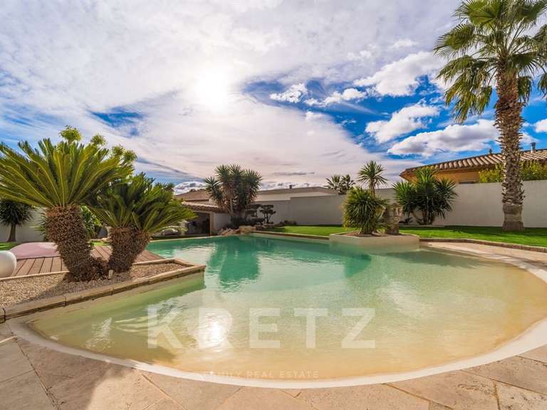 Maison Montady - 3 chambres - 241m²