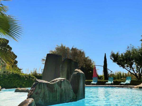 House Montagnac - 5 bedrooms