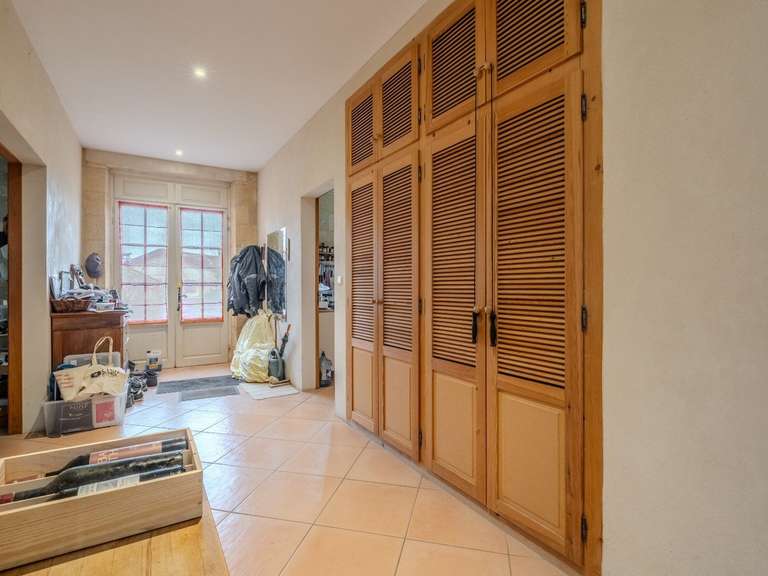 Château Montagne - 2500m²