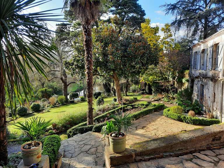 Maison Montaigu - 4 chambres - 235m²