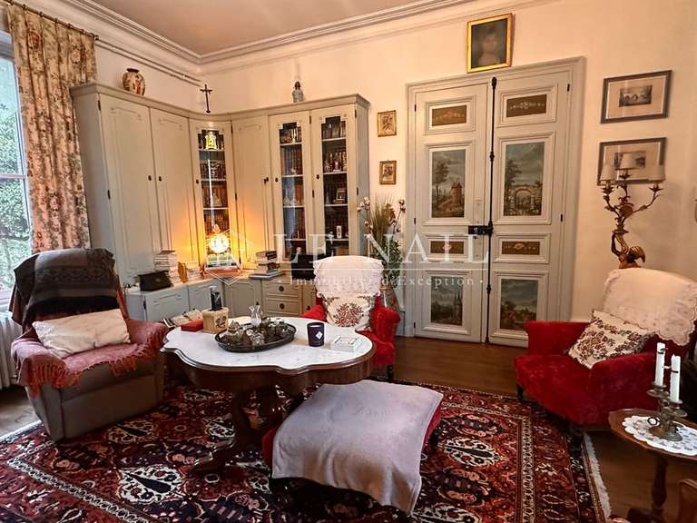 Maison Montaigu - 4 chambres - 235m²